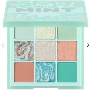HUDA BEAUTY Pastel Obsessions Eyeshadow Palette in Mint